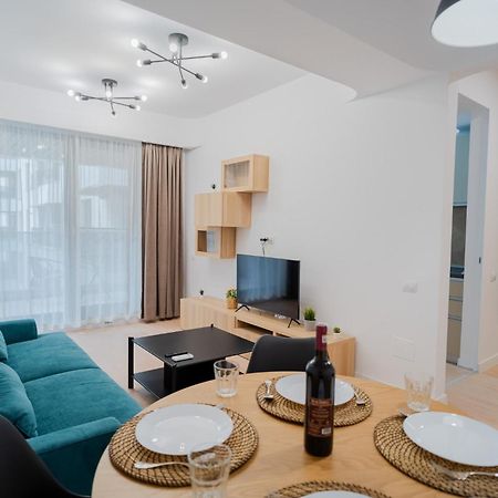 Amazing View Apartments - Iuliu Maniu & Politehnica Park Boekarest Buitenkant foto