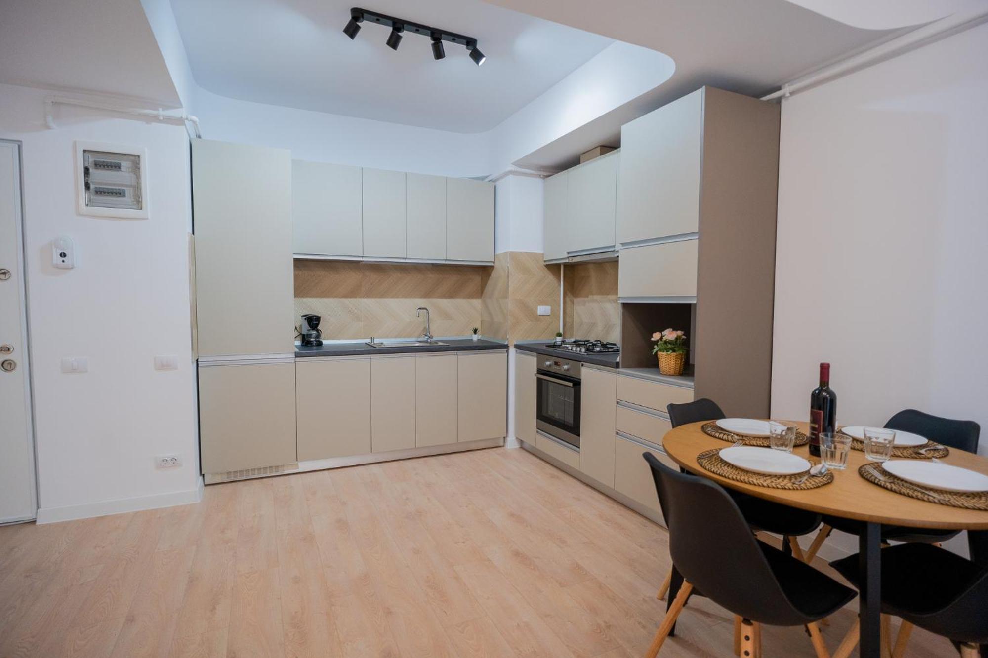 Amazing View Apartments - Iuliu Maniu & Politehnica Park Boekarest Buitenkant foto