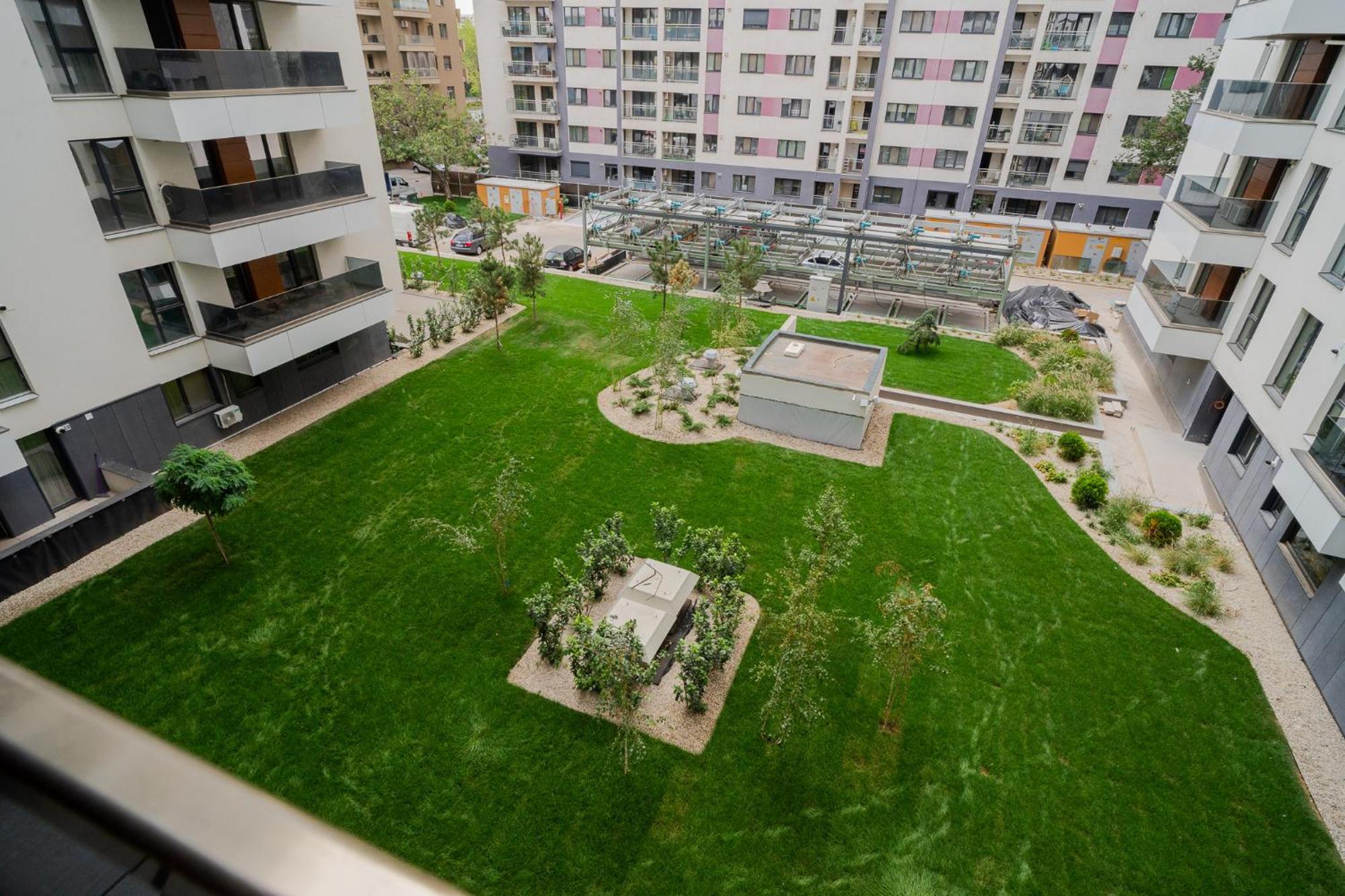 Amazing View Apartments - Iuliu Maniu & Politehnica Park Boekarest Buitenkant foto